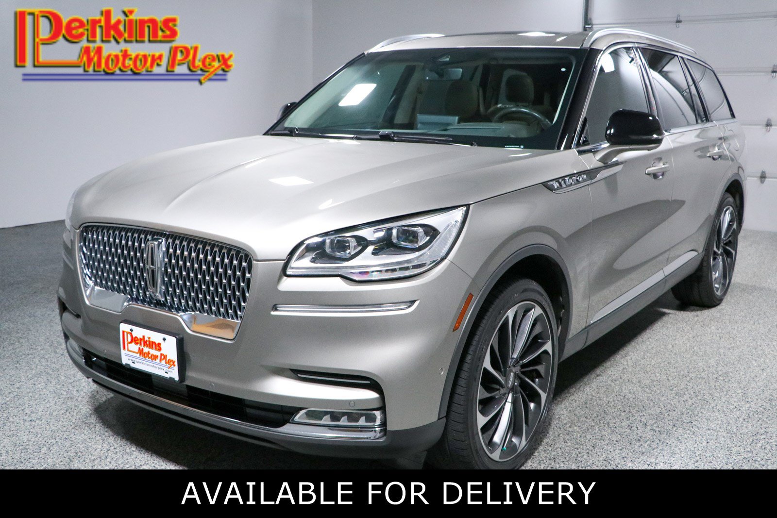 Used 2023 Lincoln Aviator Reserve w/ Equipment Group 201A AWD/4WD image 1