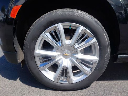 Used 2022 Chevrolet Tahoe High Country AWD/4WD image 10