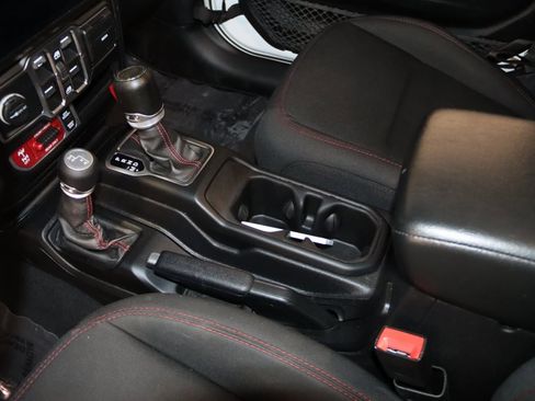 Used 2021 Jeep Wrangler Unlimited Rubicon image 36