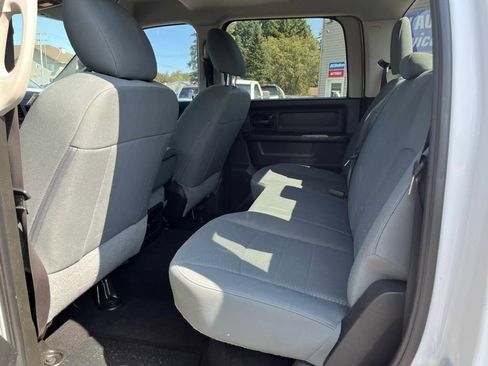 Used 2018 RAM 2500 Tradesman w/ Chrome Appearance Group image 28