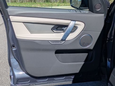 New 2026 Land Rover Discovery Sport Landmark image 20