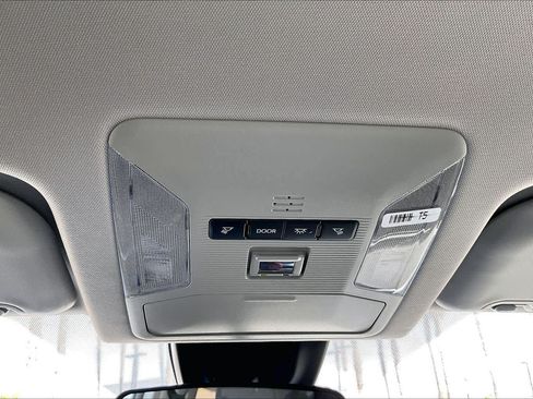 Used 2025 Toyota RAV4 LE FWD image 31