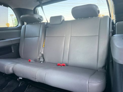 Used 2016 Toyota Sequoia Platinum AWD/4WD image 17