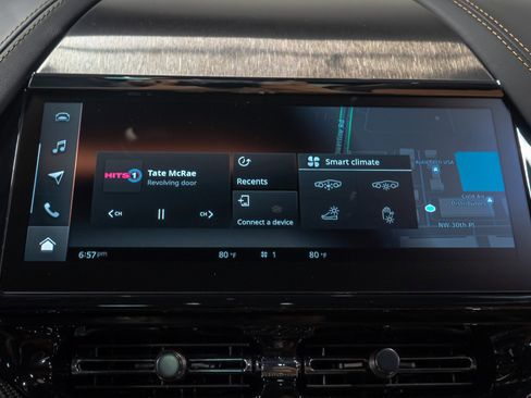 Used 2025 Aston Martin DBX 707 image 58