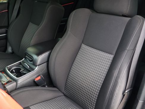 Used 2019 Dodge Charger R/T w/ Performance Handling Group image 14