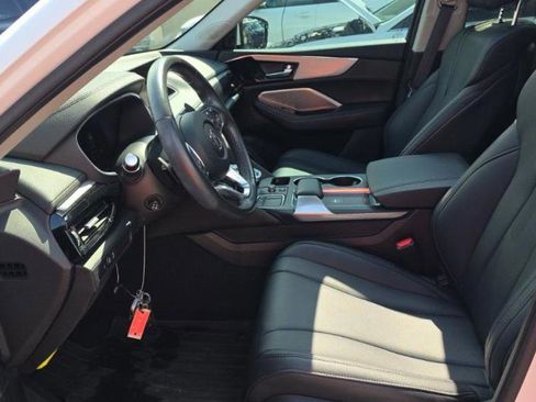 Used 2023 Acura MDX SH-AWD image 11