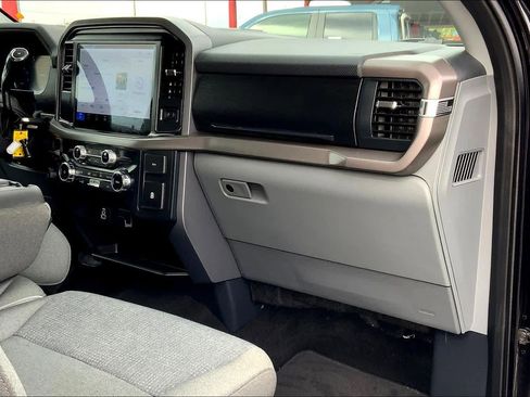 Used 2025 Ford F150 XLT w/ Equipment Group 301A Standard RWD image 18