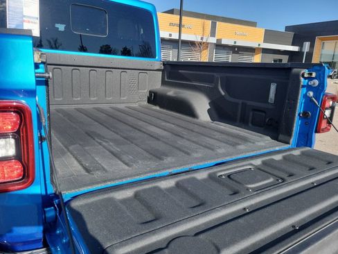 Used 2025 Jeep Gladiator Rubicon image 34