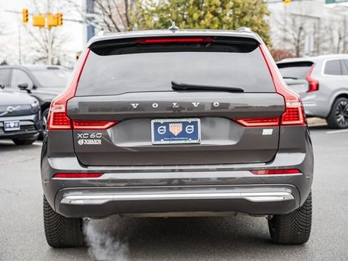 Used 2022 Volvo XC60 T8 Inscription w/ Advanced Package image 6