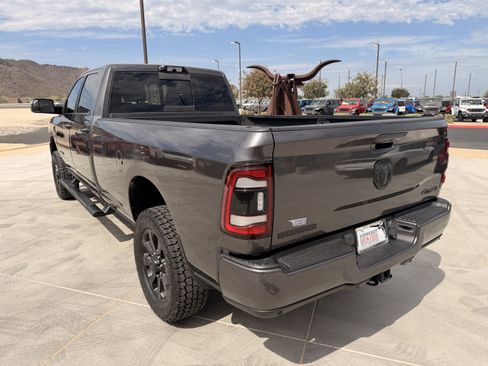 Used 2022 RAM 3500 Big Horn w/ Level C Equiment Group AWD/4WD image 3