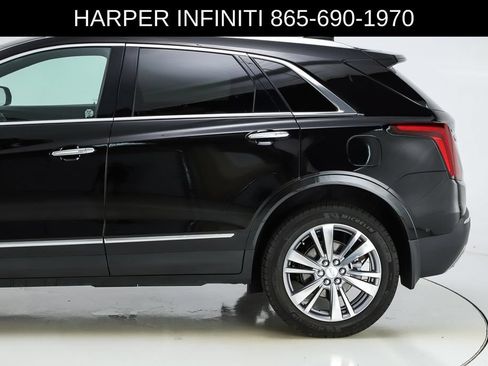 Used 2025 Cadillac XT5 Premium Luxury w/ Technology Package FWD image 4