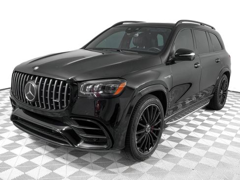 Used 2024 Mercedes-Benz GLS 63 AMG 4MATIC image 7