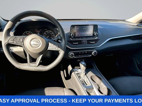 Used 2024 Nissan Altima 2.5 S FWD image 10