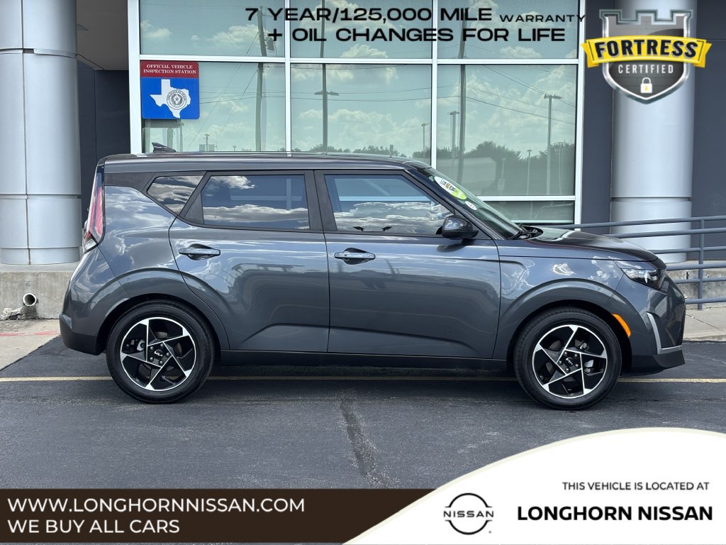 Used 2024 Kia Soul EX FWD image 2