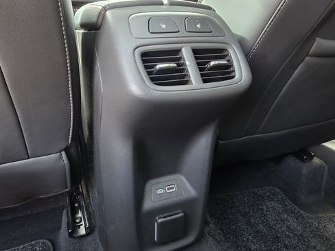 Used 2022 Buick Envision Avenir w/ Technology Package II image 27