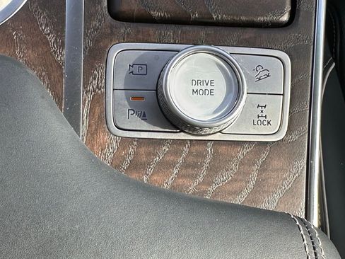 Used 2024 Genesis GV80 3.5T w/ Prestige Package image 43