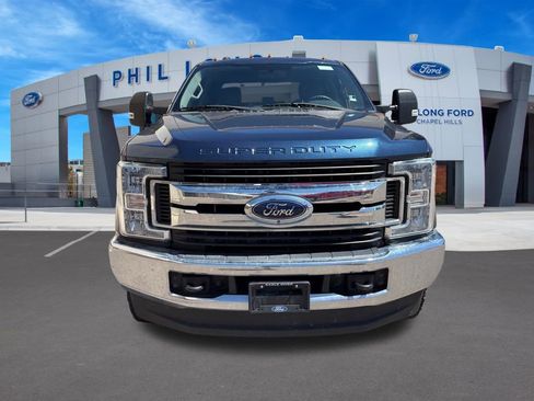 Used 2017 Ford F250 XL w/ STX Appearance Package AWD/4WD image 9