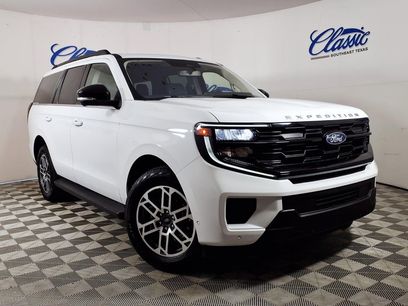 Used 2025 Ford Expedition Active