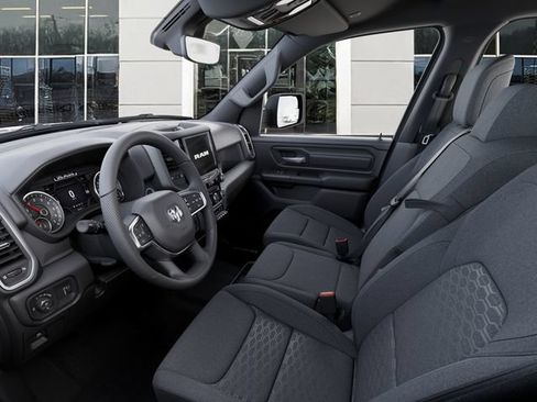New 2026 RAM 1500 Express AWD/4WD image 22