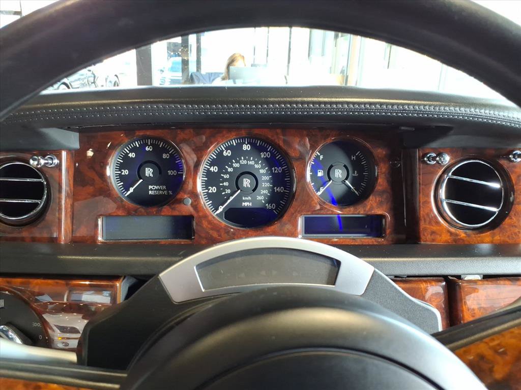 Used 2006 Rolls-Royce Phantom Sedan RWD image 16