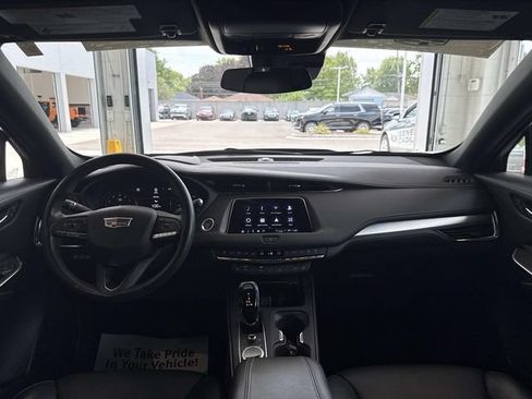 Used 2023 Cadillac XT4 Premium Luxury w/ Technology Package AWD/4WD image 35