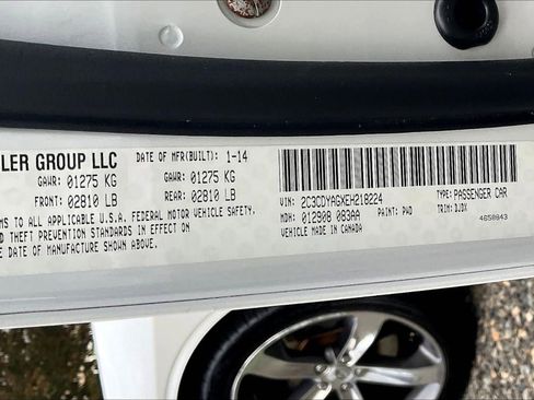 Used 2014 Dodge Challenger SXT RWD image 18