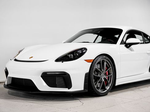 Used 2020 Porsche 718 Cayman GT4 image 29