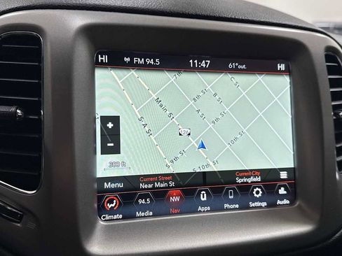 Used 2021 Jeep Compass Latitude image 20