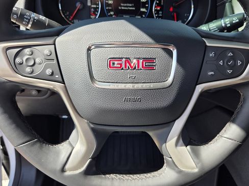 Used 2024 GMC Terrain Denali AWD/4WD image 28