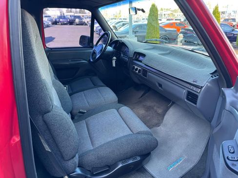 Used 1993 Ford F150 Lightning RWD image 37