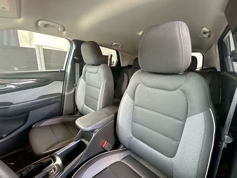 Used 2025 Chevrolet TrailBlazer LT AWD/4WD image 14