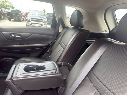 Used 2016 Nissan Rogue SL AWD/4WD image 33