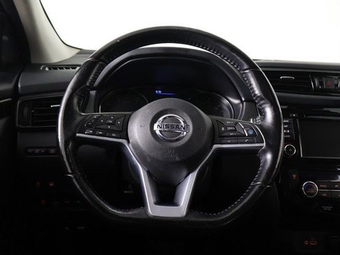 Used 2022 Nissan Rogue Sport SL image 40