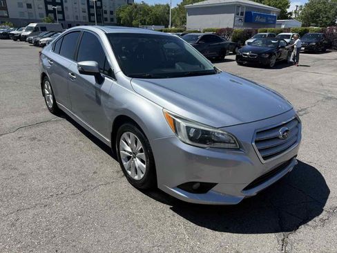 Used 2016 Subaru Legacy 2.5i Premium AWD/4WD image 4