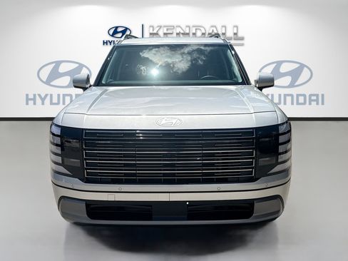 Used 2026 Hyundai Palisade SEL image 2