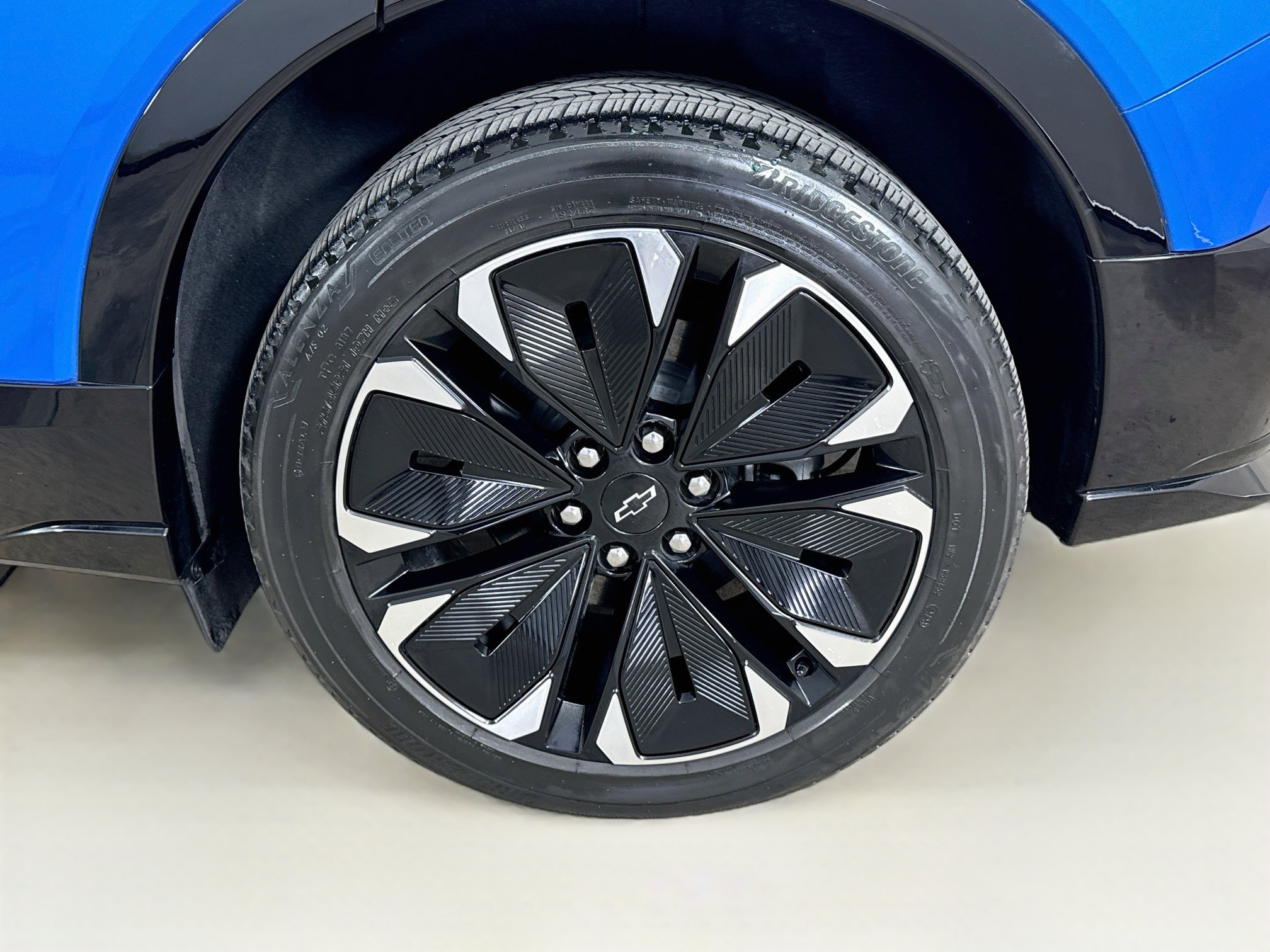 Used 2024 Chevrolet Blazer EV RS AWD/4WD image 32