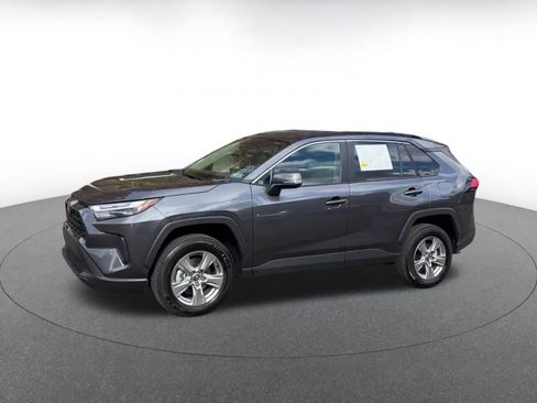 Used 2025 Toyota RAV4 XLE image 8