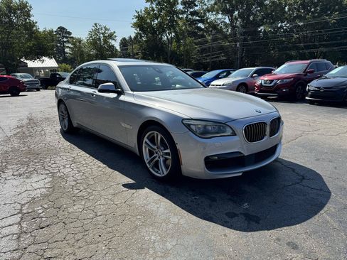 Used 2015 BMW 750Li RWD image 4