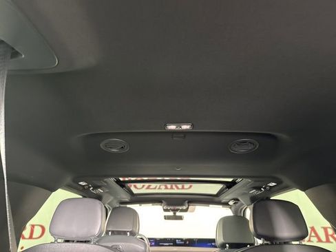 New 2025 Lincoln Navigator L Reserve w/ Jet Appearance Package image 34