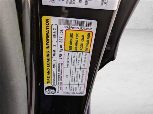 Used 2018 Ford Fusion Titanium image 14