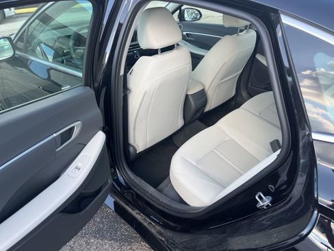 Certified 2025 Hyundai Sonata SEL FWD image 8