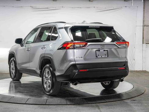 Certified 2024 Toyota RAV4 XLE FWD image 3