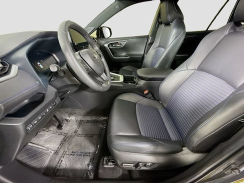 Certified 2025 Toyota RAV4 XSE w/ Advanced Technology Package AWD/4WD image 22