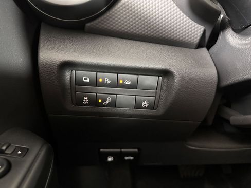 New 2025 Nissan Kicks Play S image 30