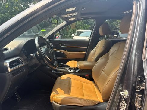 Used 2022 Kia Telluride SX FWD image 10