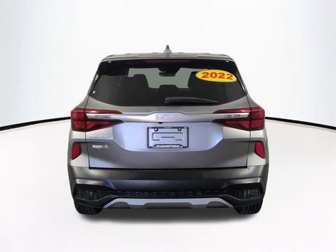 Used 2022 Kia Seltos LX image 6