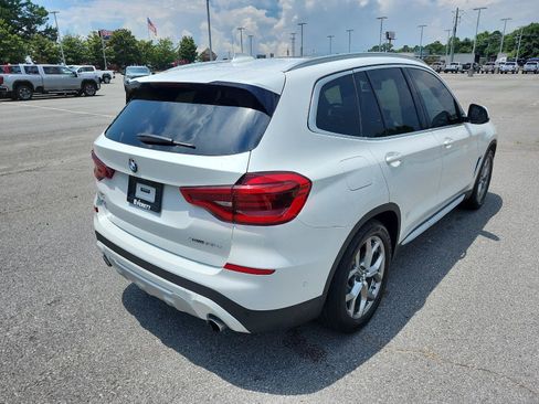 Used 2021 BMW X3 xDrive30e w/ Executive Package AWD/4WD image 3