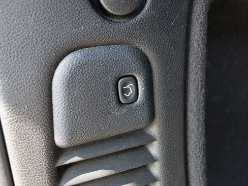 Used 2019 Dodge Durango GT image 39