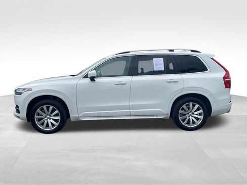 Used 2018 Volvo XC90 T6 Momentum w/ Convenience Package AWD/4WD image 5