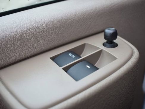 New 2025 Chevrolet Express 2500 Extended image 20